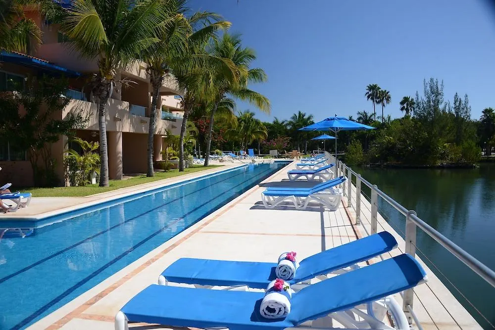 ホテル Porto Bello Gran Marina プエルト・アベントゥラス 4*,  メキシコ